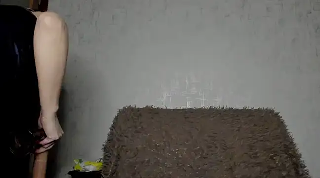 Snapshot of MissGulia chatting on 02-12-25, 12:37 MissGulia online show from 02-12-25, 12:37