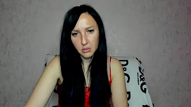 Snapshot of MissGulia chatting on 09-12-25, 02:11 MissGulia online show from 09-12-25, 02:11