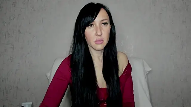 Snapshot of MissGulia chatting on 11-17-25, 07:47 MissGulia online show from 11-17-25, 07:47