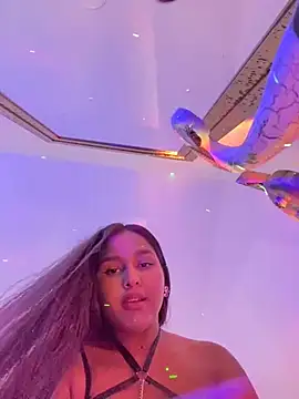 Fancyxlove online show from 12-30-24, 01:25