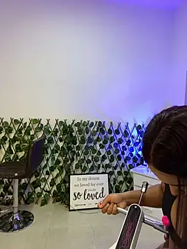 Fancyxlove online show from 03-05-25, 01:28