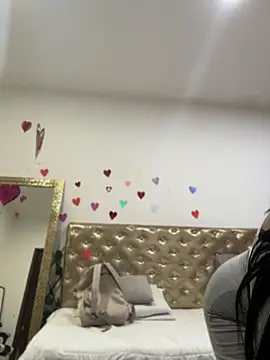 Fancyxlove online show from 06-18-26, 12:20