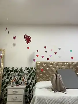 Fancyxlove online show from 07-04-26, 12:44