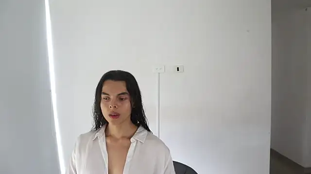 Snapshot of _Vahos_ chatting on 01-27-25, 06:09 Vahos online show from 01-27-25, 06:09