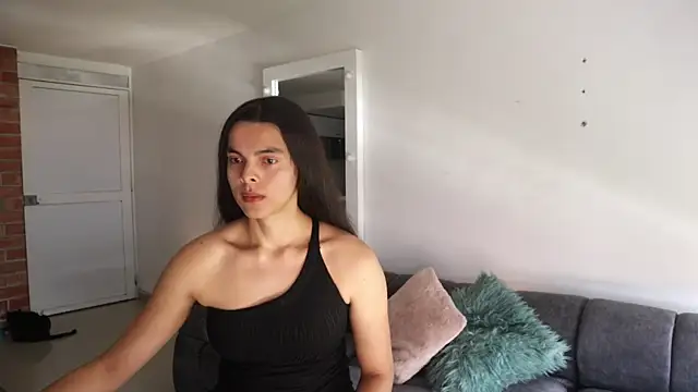 Snapshot of _Vahos_ chatting on 09-11-25, 06:08 Vahos online show from 09-11-25, 06:08