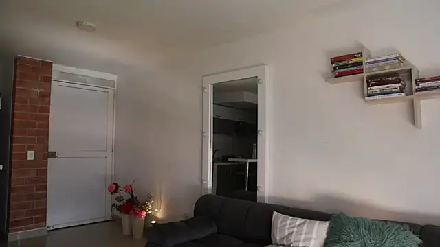 Snapshot of _Vahos_ chatting on 11-29-25, 05:16 Vahos online show from 11-29-25, 05:16