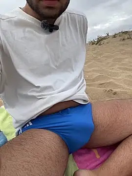 Snapshot of mrcumshotboy chatting on 10-05-25, 12:25 mrcumshotboy online show from 10-05-25, 12:25