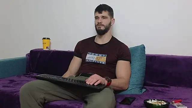 MauroTwin online show from 02-18-25, 07:19