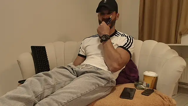 MauroTwin online show from 05-16-26, 06:50
