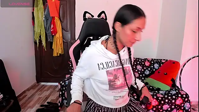 Snapshot of adrena_10 chatting on 02-13-26, 06:59 adrena 10 online show from 02-13-26, 06:59