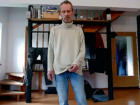 Snapshot of xxBareBabyxx chatting on 11-03-25, 12:28 xxBareBabyxx online show from 11-03-25, 12:28