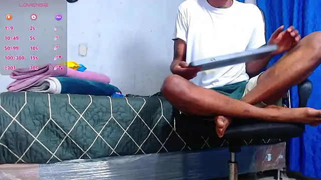 Snapshot of kilian_xx chatting on 01-19-26, 09:13 kilian xx online show from 01-19-26, 09:13