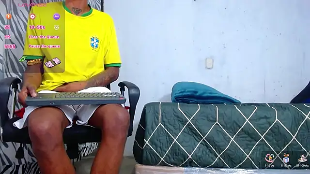 Snapshot of kilian_xx chatting on 02-03-26, 04:32 kilian xx online show from 02-03-26, 04:32