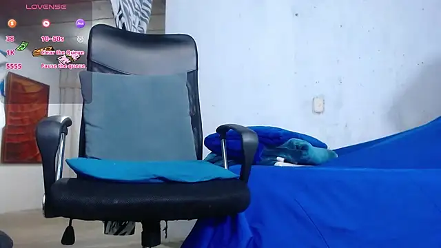 Snapshot of kilian_xx chatting on 02-25-26, 08:57 kilian xx online show from 02-25-26, 08:57