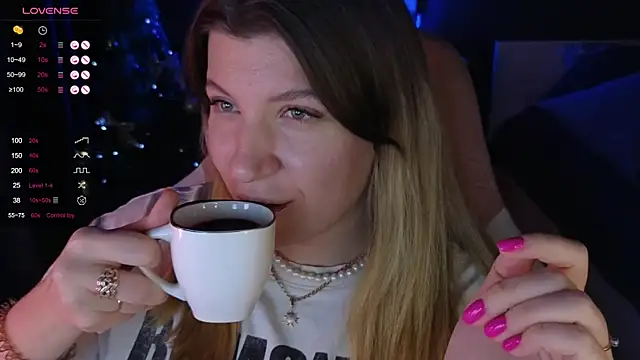 Snapshot of Fairy__Sofia chatting on 12-29-24, 10:57 Fairy Sofia online show from 12-29-24, 10:57