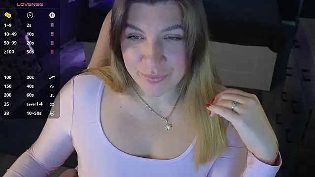 Snapshot of Fairy__Sofia chatting on 03-03-25, 08:27 Fairy Sofia online show from 03-03-25, 08:27