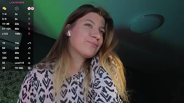 Snapshot of Fairy__Sofia chatting on 10-13-25, 08:14 Fairy Sofia online show from 10-13-25, 08:14