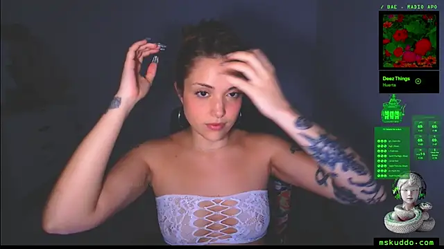 Snapshot of mskuddo chatting on 02-28-25, 11:45 mskuddo online show from 02-28-25, 11:45