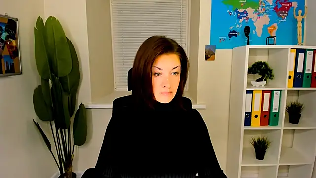 Snapshot of AnaMills chatting on 10-06-25, 03:20 AnaMills online show from 10-06-25, 03:20