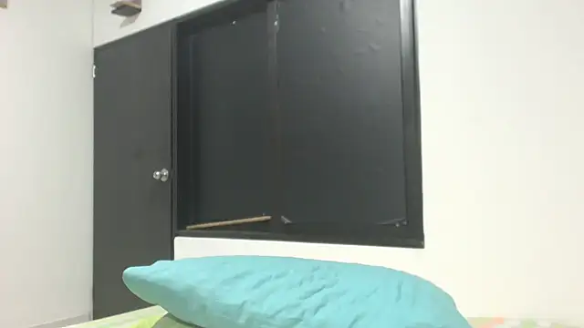 Snapshot of camilahot23 chatting on 12-03-25, 12:07 camilahot23 online show from 12-03-25, 12:07