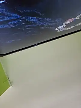 Snapshot of NiceHunter89 chatting on 01-11-25, 02:47 NiceHunter89 online show from 01-11-25, 02:47