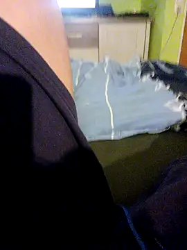 Snapshot of NiceHunter89 chatting on 01-24-25, 02:18 NiceHunter89 online show from 01-24-25, 02:18