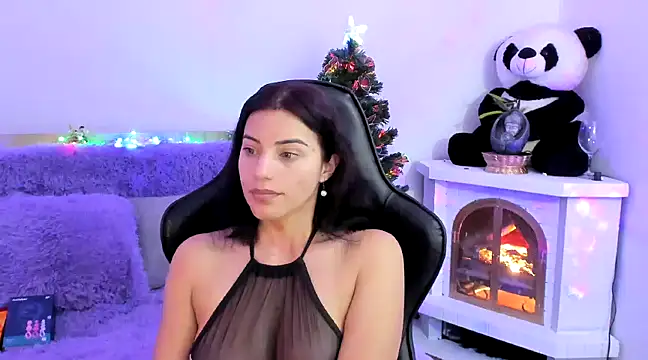 Snapshot of Arenne_rouse chatting on 12-05-24, 04:53 Arenne rouse online show from 12-05-24, 04:53