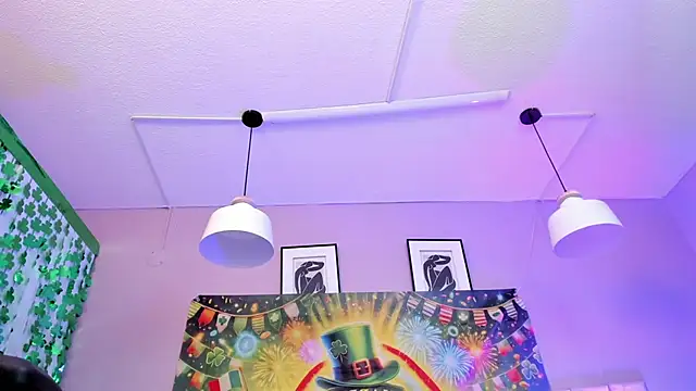 Inndrahot online show from 03-16-25, 04:20