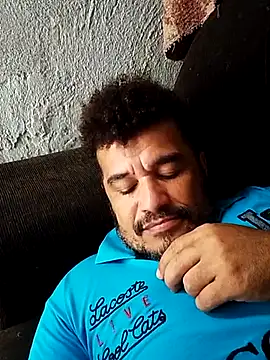 Snapshot of tarra122 chatting on 02-18-26, 03:30 tarra122 online show from 02-18-26, 03:30