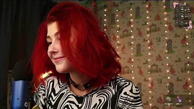 Snapshot of SmokyRose chatting on 09-26-25, 12:20 SmokyRose online show from 09-26-25, 12:20