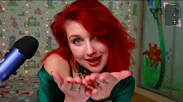 Snapshot of SmokyRose chatting on 09-27-25, 02:44 SmokyRose online show from 09-27-25, 02:44