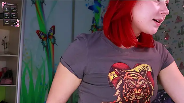 Snapshot of SmokyRose chatting on 10-22-25, 10:59 SmokyRose online show from 10-22-25, 10:59