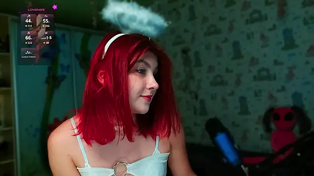 Snapshot of SmokyRose chatting on 11-24-25, 12:49 SmokyRose online show from 11-24-25, 12:49