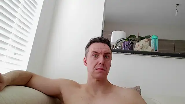 ploki2180 online show from 04-12-26, 10:31