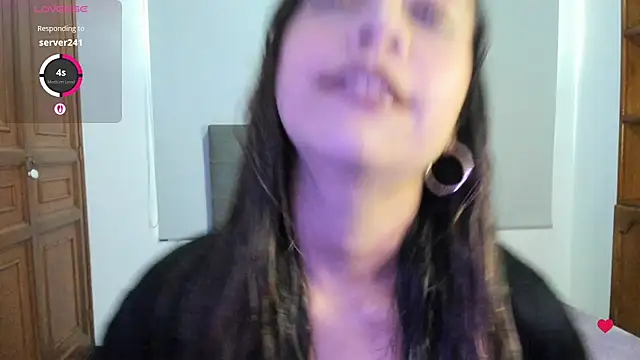 Snapshot of Andrea-Queen chatting on 04-04-26, 07:22 Andrea-Queen online show from 04-04-26, 07:22