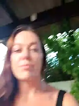 Snapshot of LilliThelo chatting on 02-28-25, 09:23 LilliThelo online show from 02-28-25, 09:23