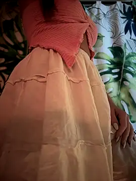 Snapshot of LilliThelo chatting on 11-10-25, 03:05 LilliThelo online show from 11-10-25, 03:05