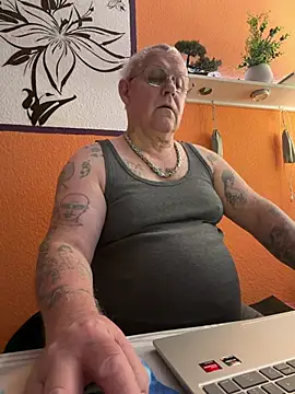 smaili1513 online show from 01-16-26, 07:12