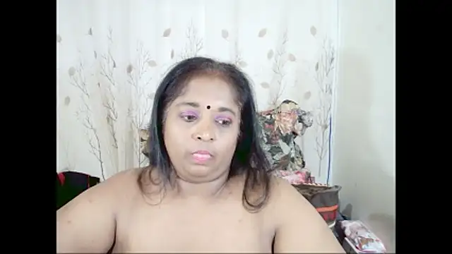 Snapshot of Indiantasha chatting on 04-28-26, 02:27 Indiantasha online show from 04-28-26, 02:27