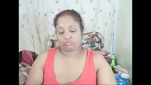 Snapshot of Indiantasha chatting on 05-09-26, 08:52 Indiantasha online show from 05-09-26, 08:52
