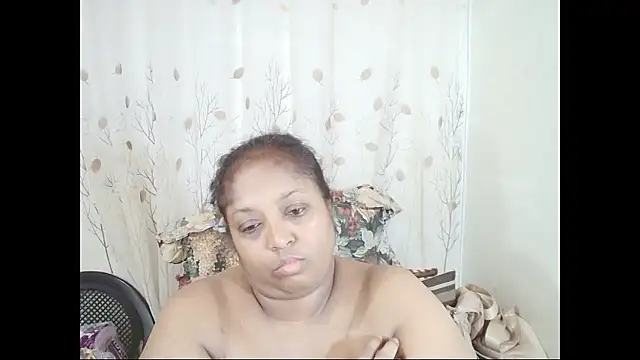 Snapshot of Indiantasha chatting on 05-27-26, 01:57 Indiantasha online show from 05-27-26, 01:57