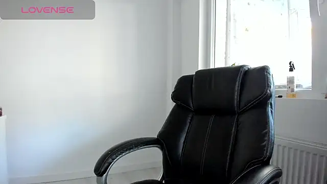 DiamondKay online show from 10-17-25, 06:27