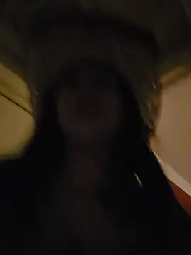 Snapshot of LittleMissEeve chatting on 06-19-26, 03:22 LittleMissEeve online show from 06-19-26, 03:22