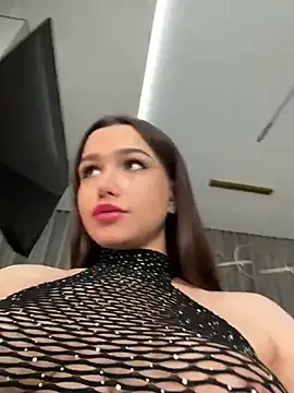 Snapshot of stefannichka chatting on 12-19-24, 01:39 stefannichka online show from 12-19-24, 01:39