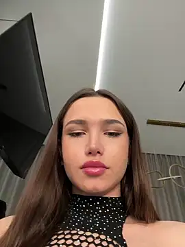 Snapshot of stefannichka chatting on 12-19-24, 09:17 stefannichka online show from 12-19-24, 09:17