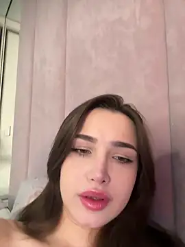 Snapshot of stefannichka chatting on 02-16-25, 07:49 stefannichka online show from 02-16-25, 07:49