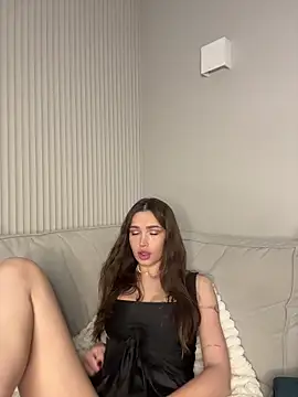 Snapshot of stefannichka chatting on 09-29-25, 07:40 stefannichka online show from 09-29-25, 07:40