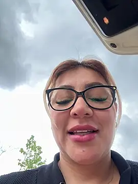 Snapshot of DIANITA_1988 chatting on 01-23-25, 06:14 DIANITA 1988 online show from 01-23-25, 06:14