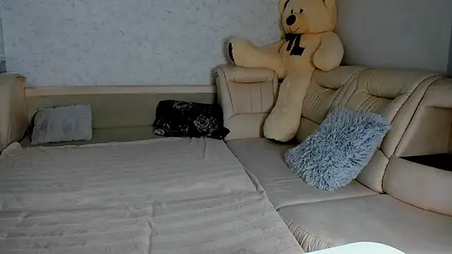 Snapshot of Your_Masha chatting on 12-11-24, 09:45 Your Masha online show from 12-11-24, 09:45