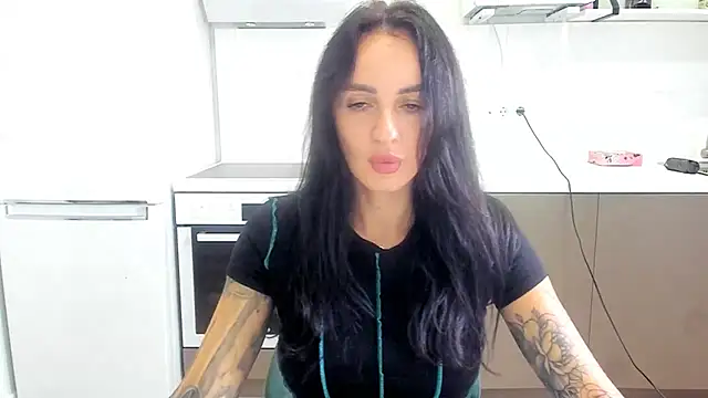 Snapshot of Your_Masha chatting on 09-30-25, 06:51 Your Masha online show from 09-30-25, 06:51